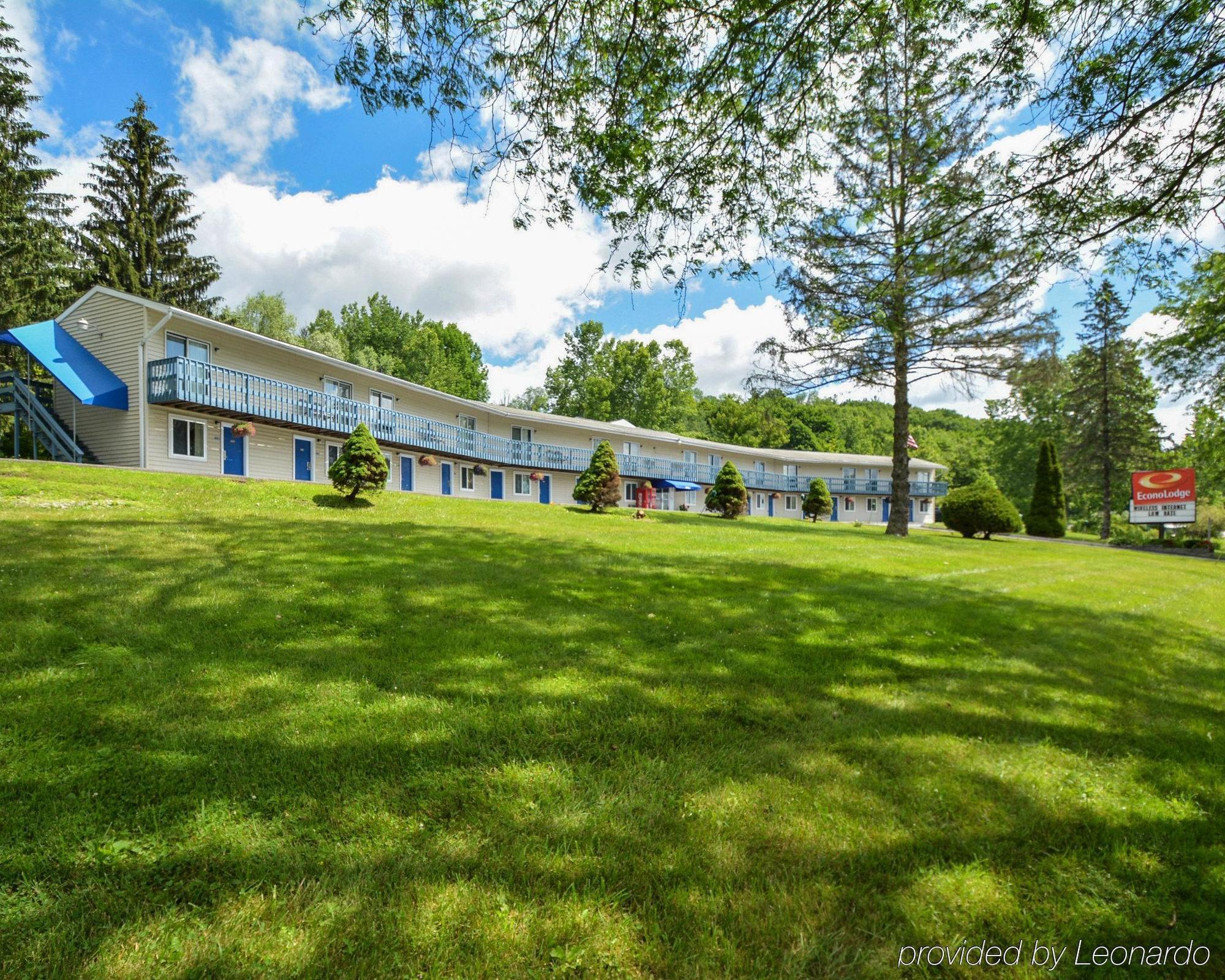 Econo Lodge Lee - Great Barrington Exterior foto